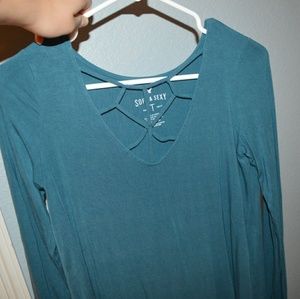 American eagle long sleeve shirt